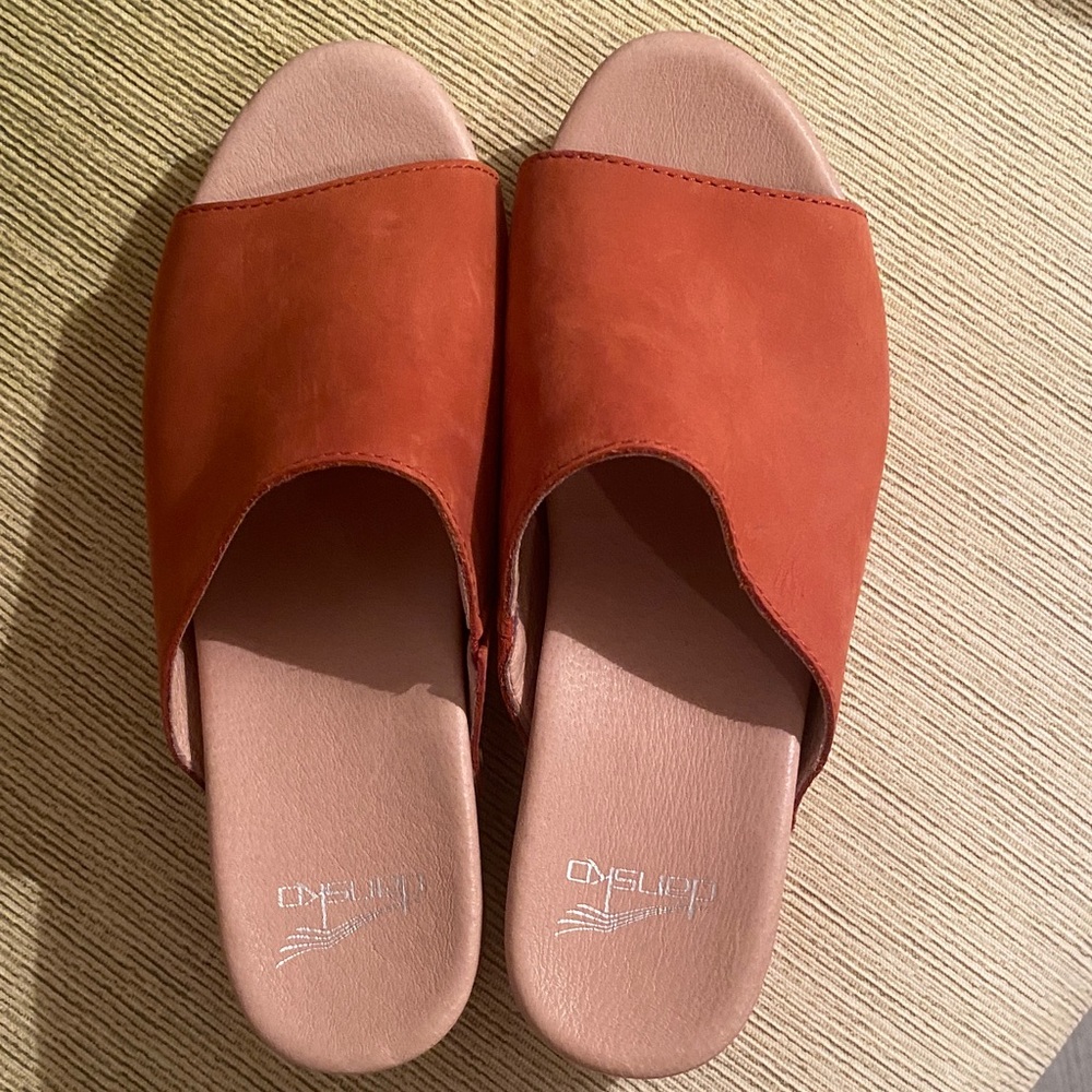 Dansko Macy Coral Leather Slide Sandals. Euro 38. Excellent Condition. - Picture 9 of 13